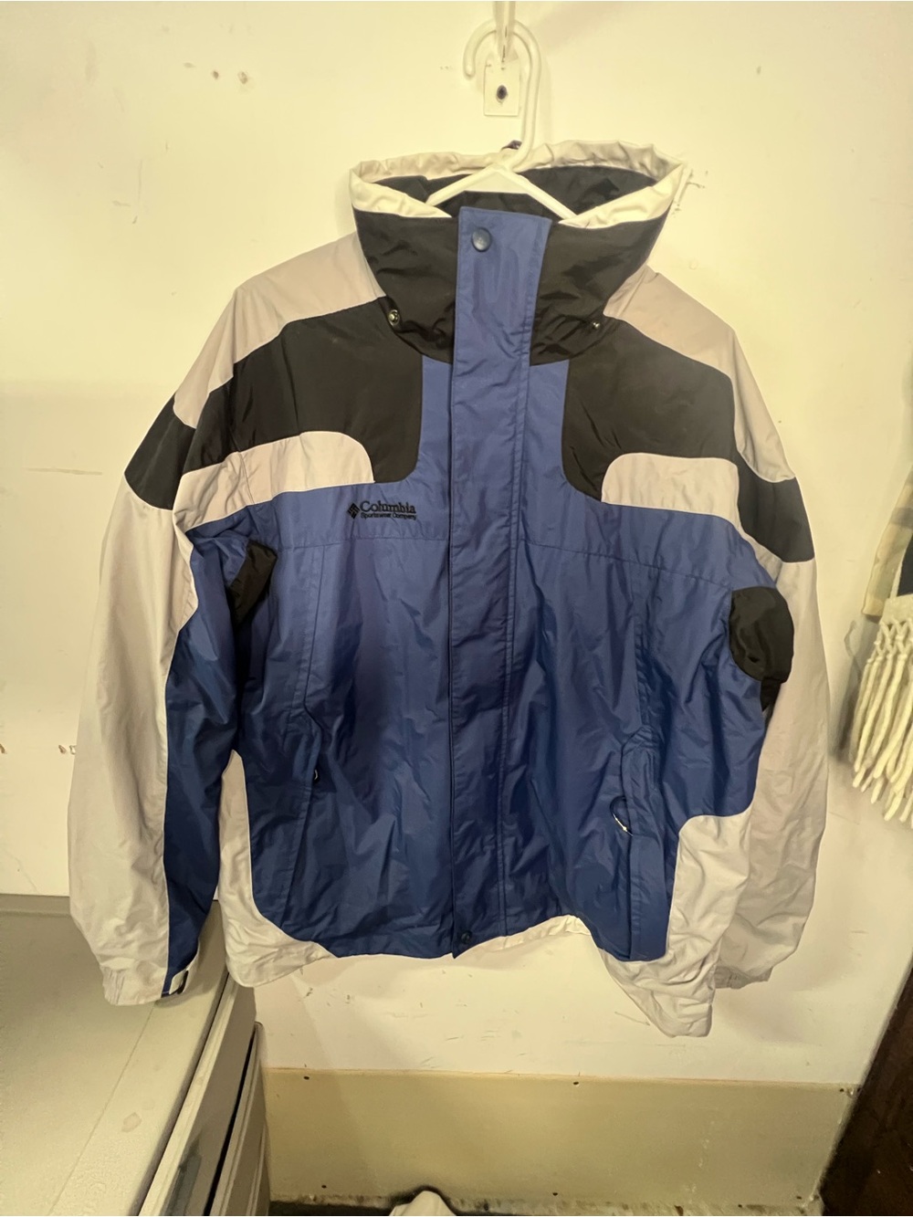 Columbia Men's Blue, Black and Gray Waterproof Rain Jacket